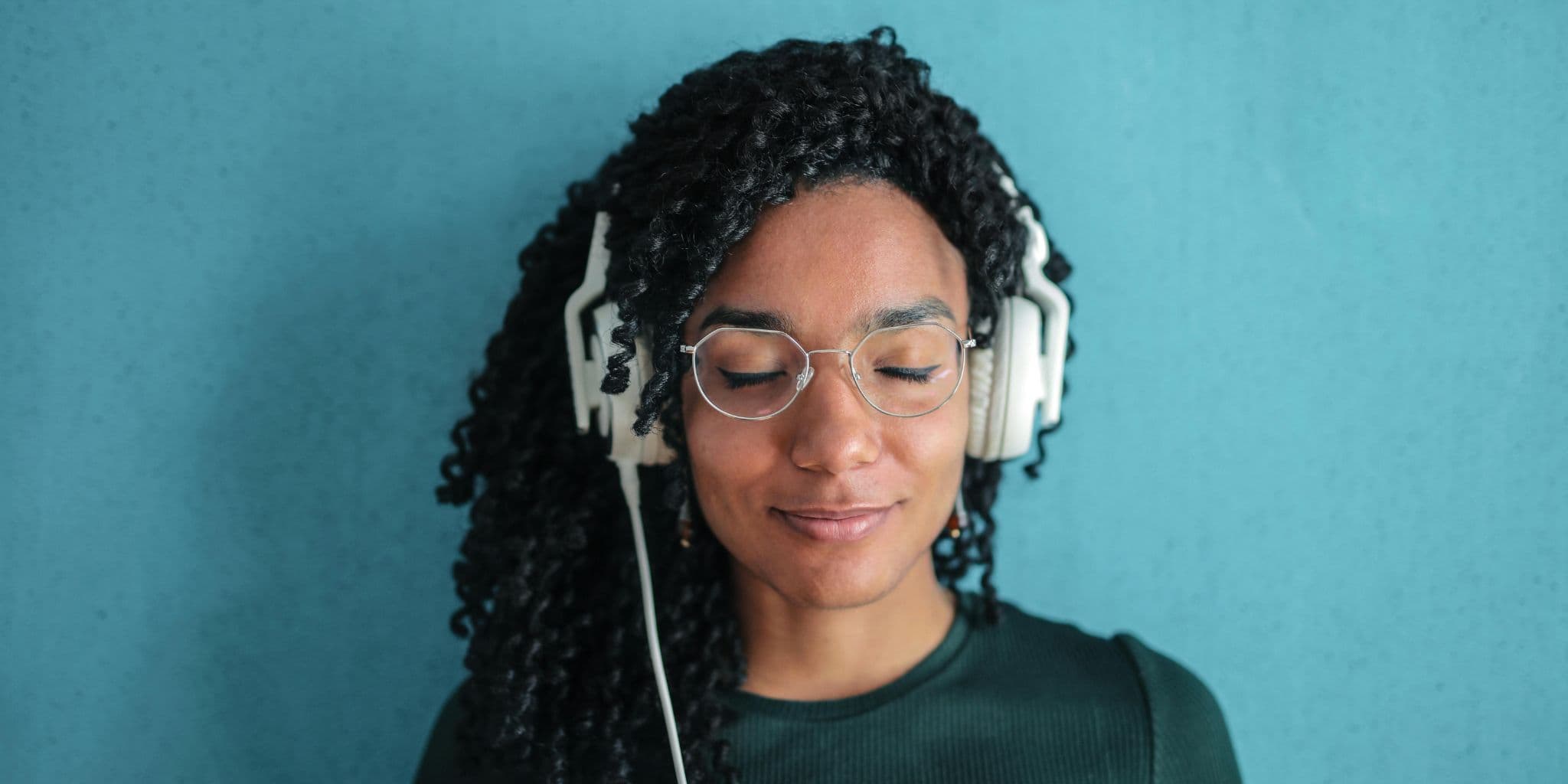 Best Noise-Canceling Headphones of 2025 - Experts’ Picks & Review